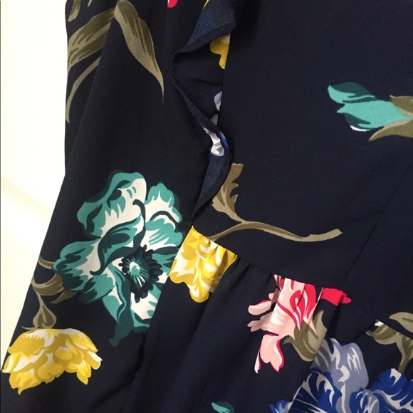 Joe Fresh Blue Floral Blouse, Size M - Picture 3 of 7